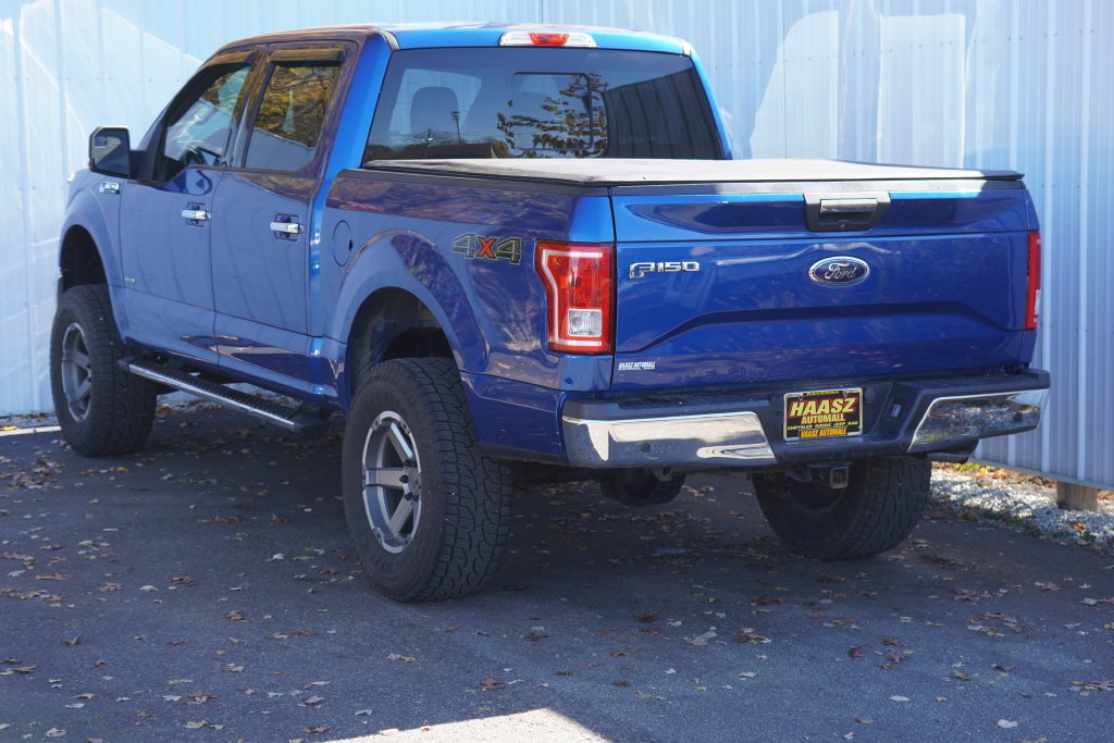 Used 2017 Ford F150 XLT w/ Equipment Group 302A Luxury AWD/4WD image 4