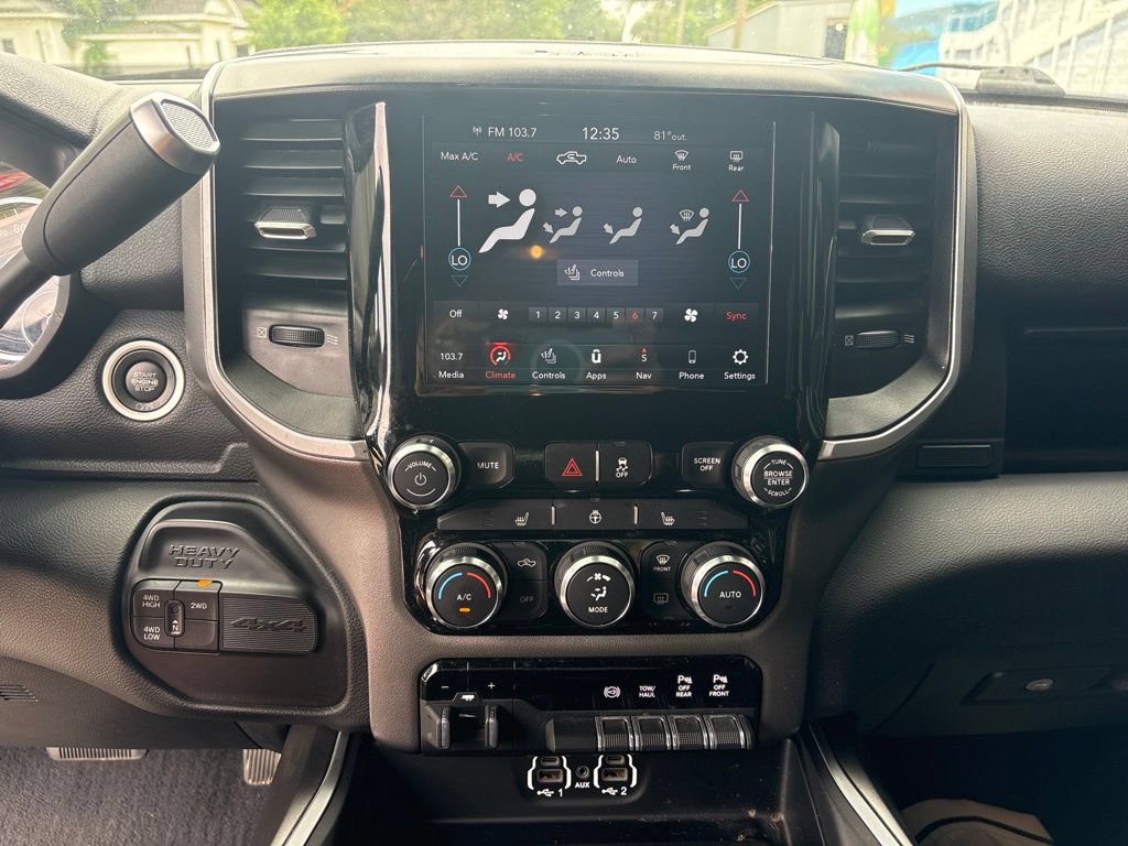 Used 2021 RAM 2500 Big Horn w/ Night Edition AWD/4WD image 19