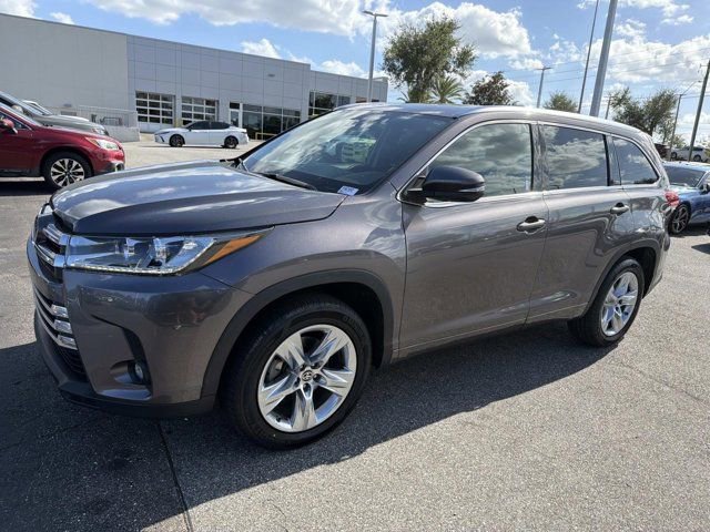 Used 2019 Toyota Highlander Limited image 5