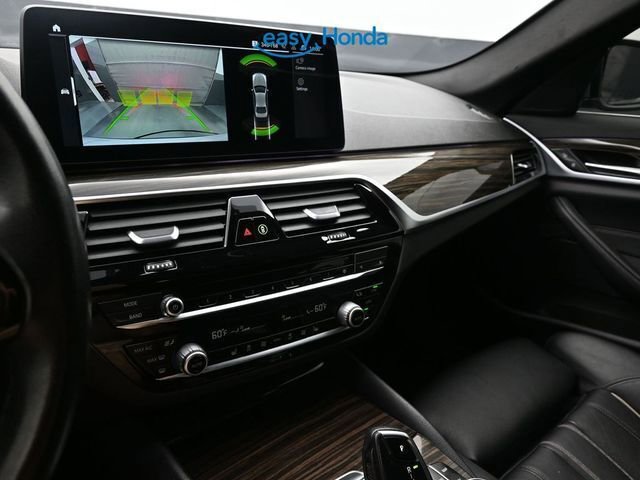 Used 2021 BMW 530i xDrive w/ Convenience Package image 12