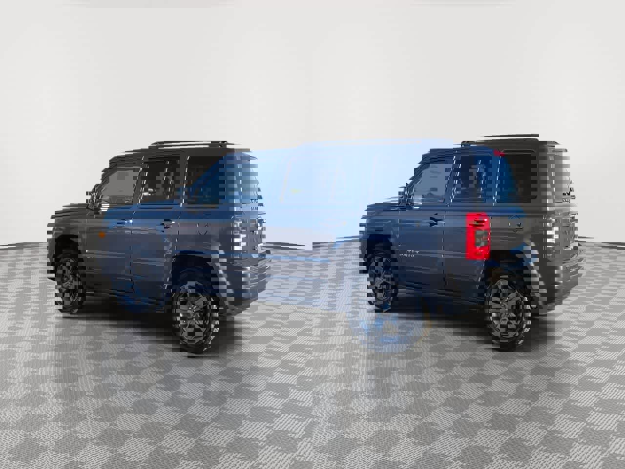 Used 2015 Jeep Patriot High Altitude image 6