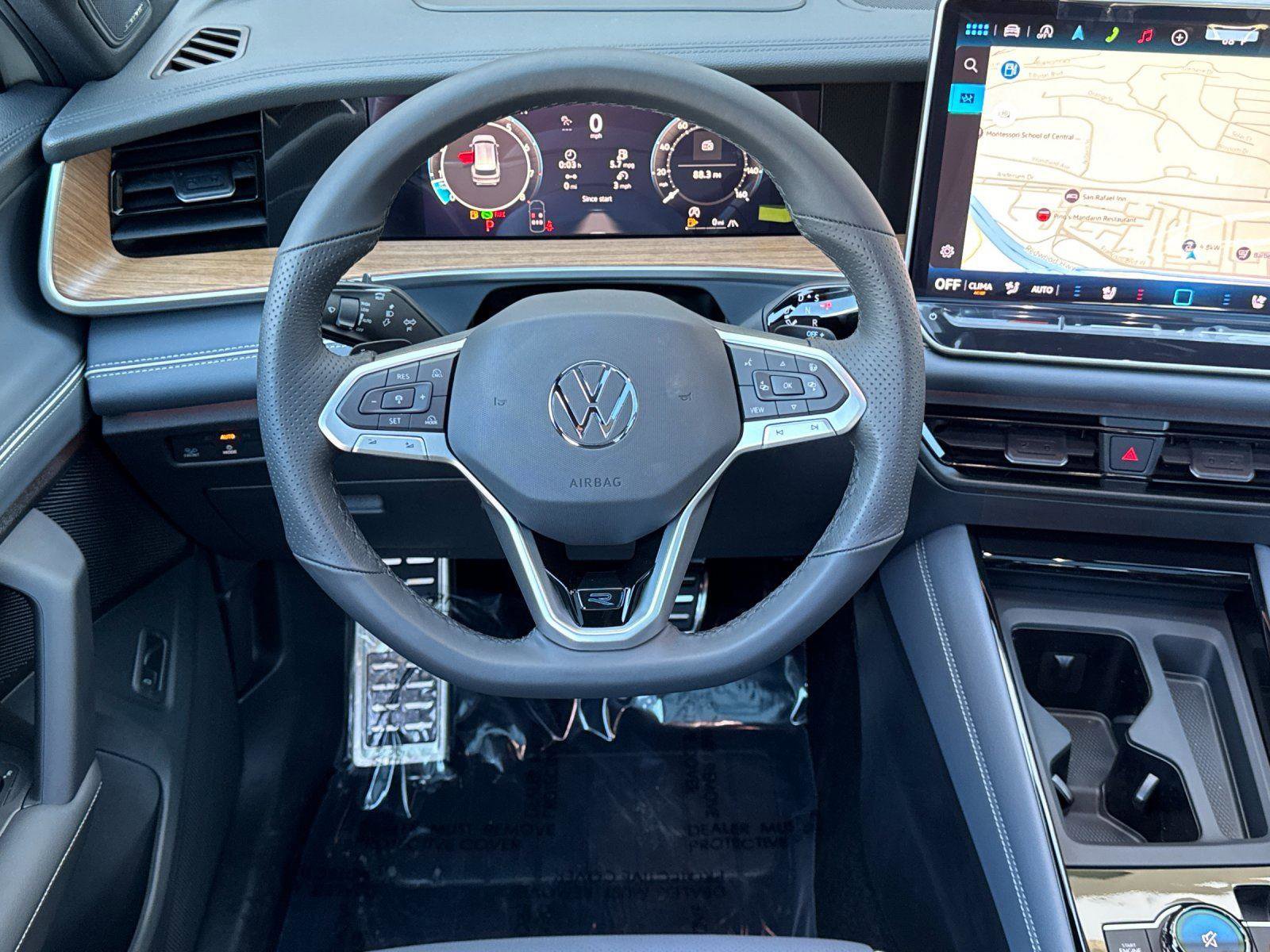 New 2026 Volkswagen Tiguan SEL R-Line image 13