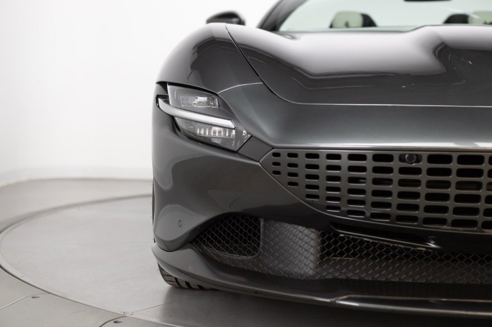 Used 2024 Ferrari Roma Spider image 26