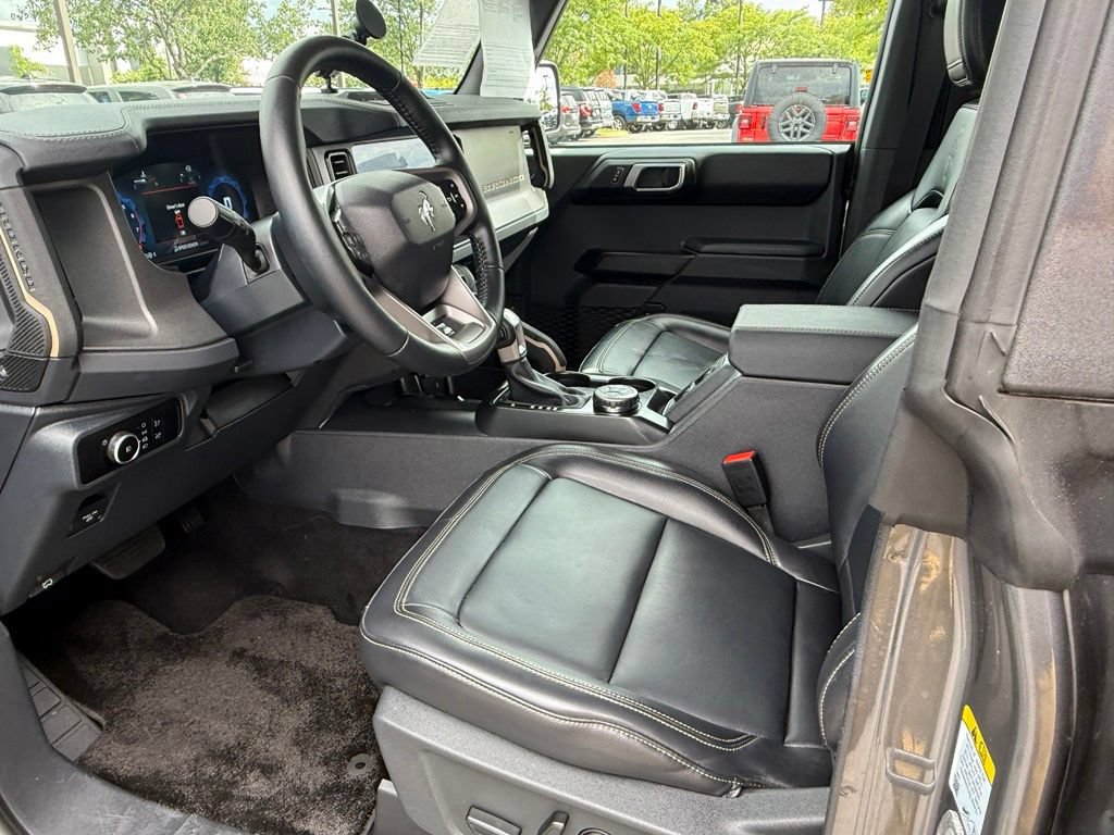 Used 2025 Ford Bronco Badlands AWD/4WD image 29