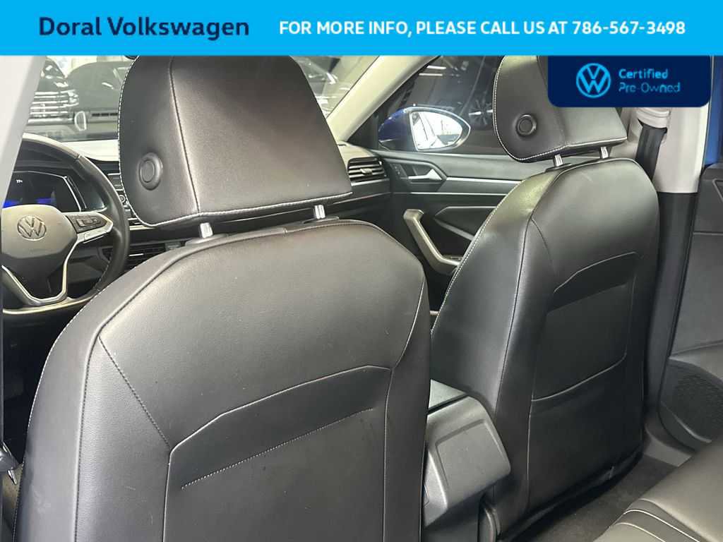 Certified 2023 Volkswagen Jetta SE w/ Panoramic Sunroof Package FWD image 23