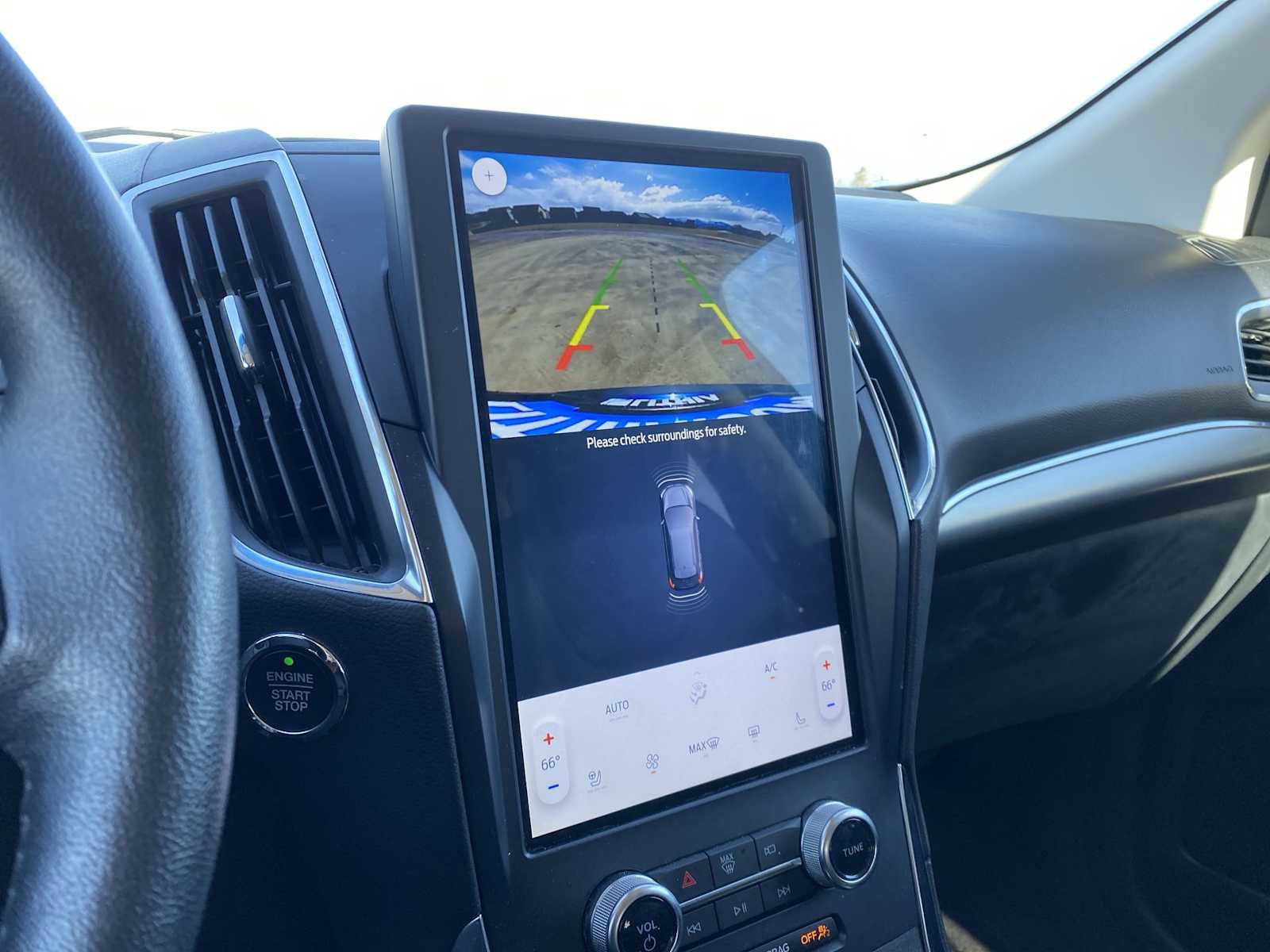 Used 2023 Ford Edge Titanium image 26