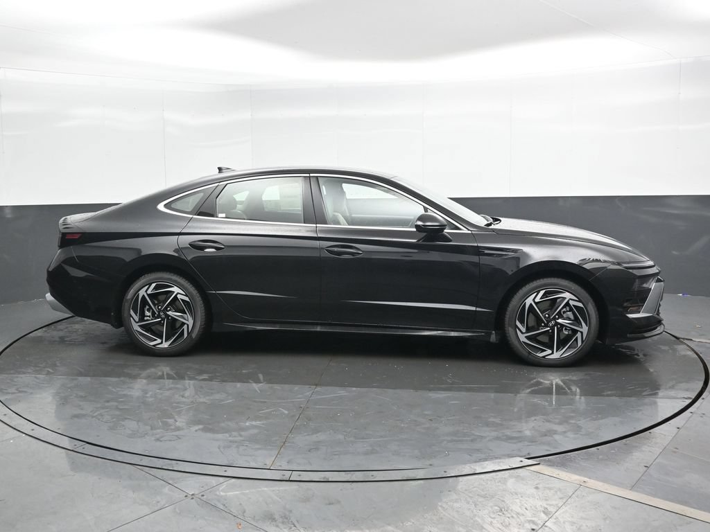New 2026 Hyundai Sonata SEL AWD/4WD image 3