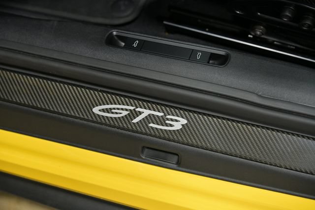 Used 2022 Porsche 911 GT3 RWD image 30