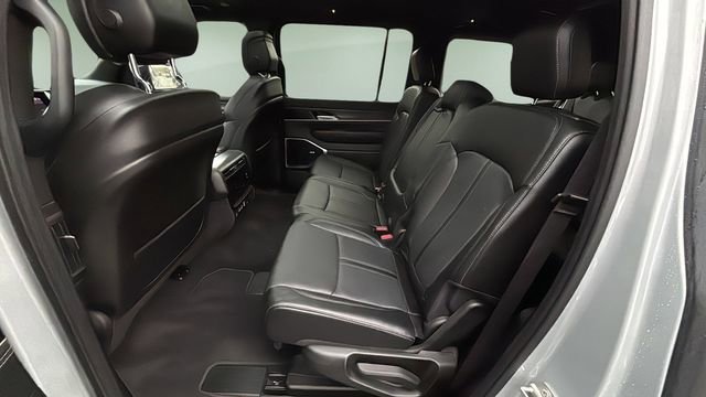 Used 2024 Jeep Wagoneer Series II w/ Premium Group I image 20