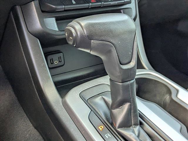 Used 2020 Chevrolet Colorado LT image 12