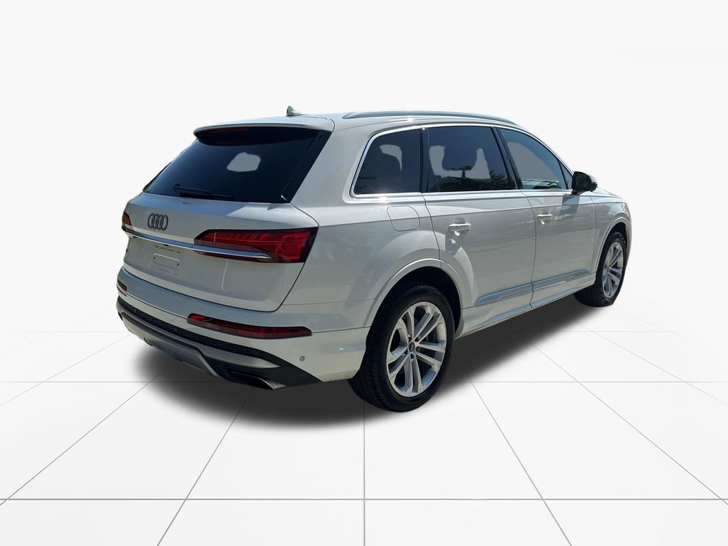 Used 2025 Audi Q7 3.0T Premium Plus AWD/4WD image 8