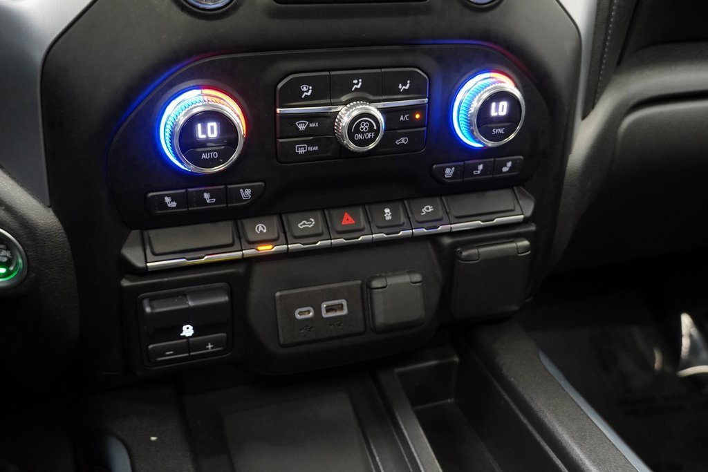 Used 2021 GMC Sierra 1500 SLT w/ SLT Convenience Package image 32