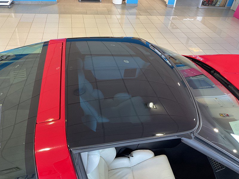 Used 1992 Chevrolet Corvette Coupe RWD image 17