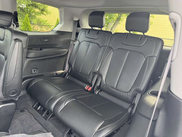 Used 2022 Jeep Grand Cherokee L Limited image 9