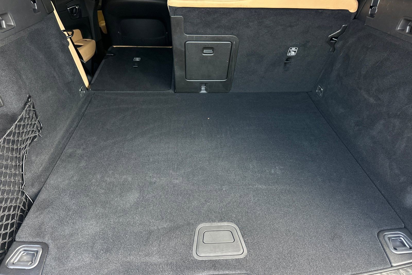 Used 2020 Volvo XC60 T5 Momentum w/ Protection Package Premier FWD image 15