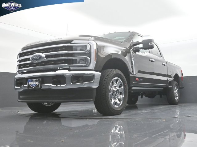Used 2025 Ford F250 King Ranch w/ Chrome Package AWD/4WD image 19