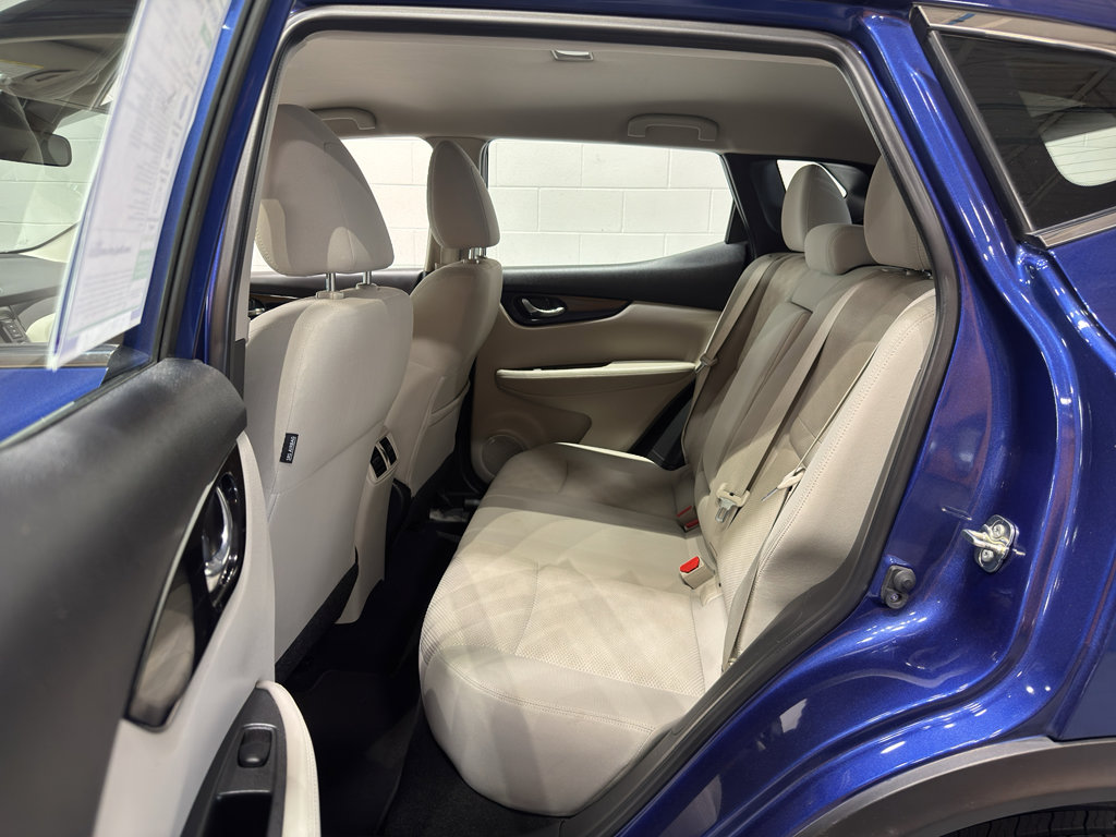 Used 2019 Nissan Rogue Sport SV w/ Technology Package image 10