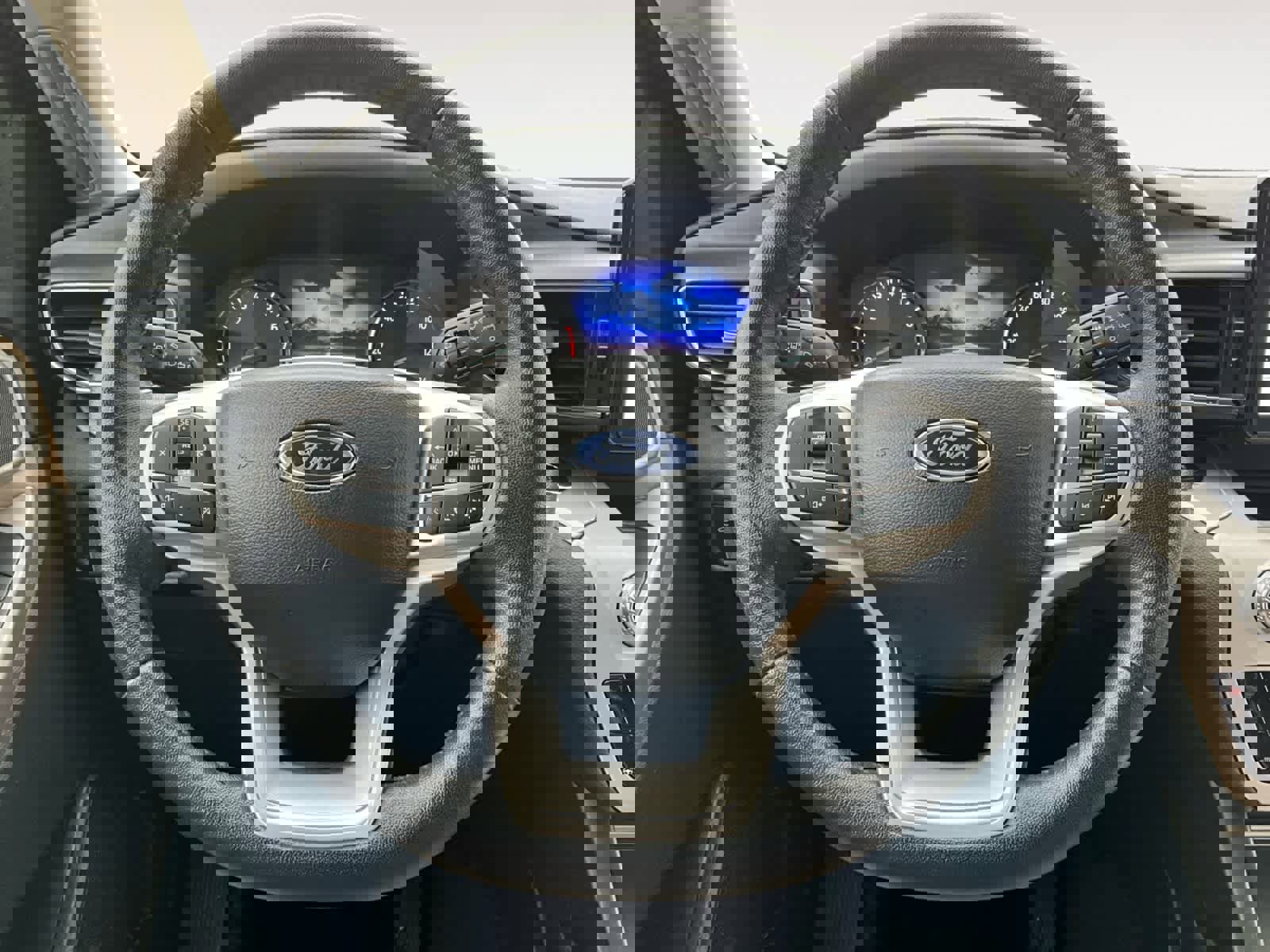 Used 2023 Ford Explorer XLT w/ Equipment Group 202A image 13