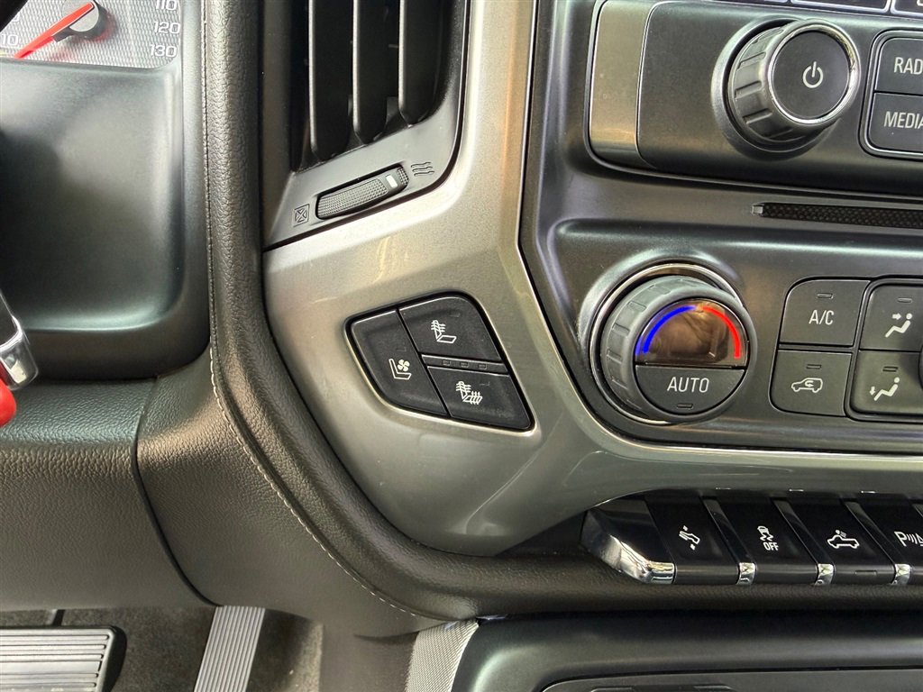 Used 2018 Chevrolet Silverado 1500 LTZ Z71 w/ Redline Edition AWD/4WD image 28