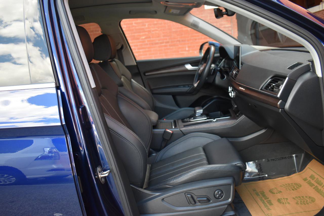 Used 2021 Audi Q5 Prestige w/ Prestige Package AWD/4WD image 19