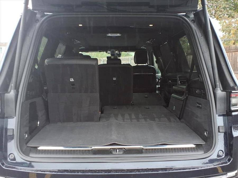 Used 2024 Jeep Grand Wagoneer Series III w/ Quick Order Packagew 28T image 14