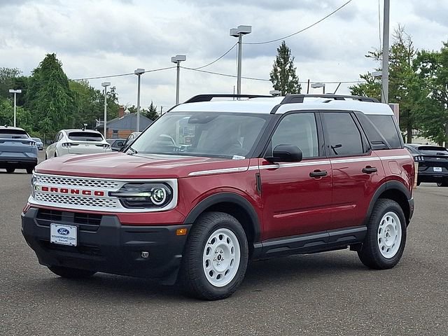 New 2025 Ford Bronco Sport Heritage w/ Convenience Package AWD/4WD image 2