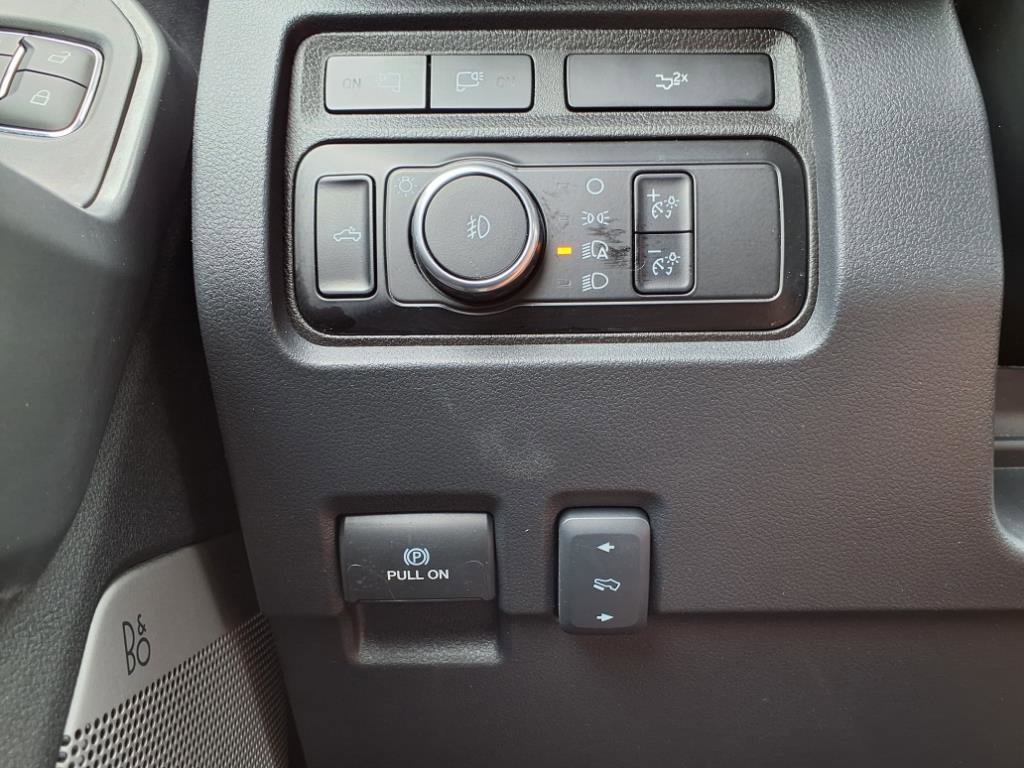 Used 2024 Ford F250 Lariat w/ Chrome Package image 20