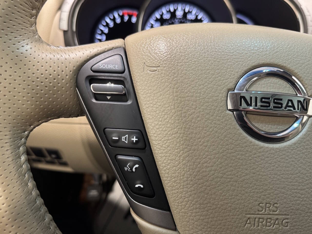 Used 2014 Nissan Murano LE AWD/4WD image 30