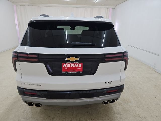 Used 2025 Chevrolet Traverse LT image 20