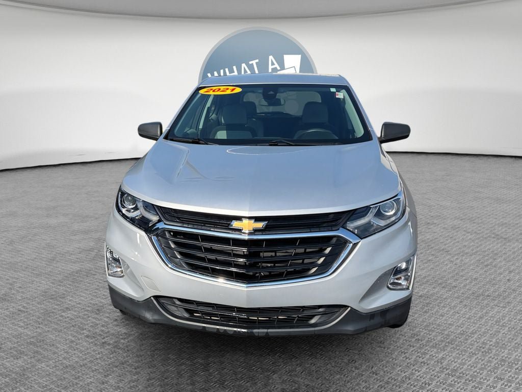 Used 2021 Chevrolet Equinox LS FWD image 9