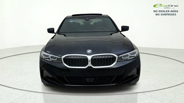 Used 2025 BMW 330i xDrive Sedan AWD/4WD image 4