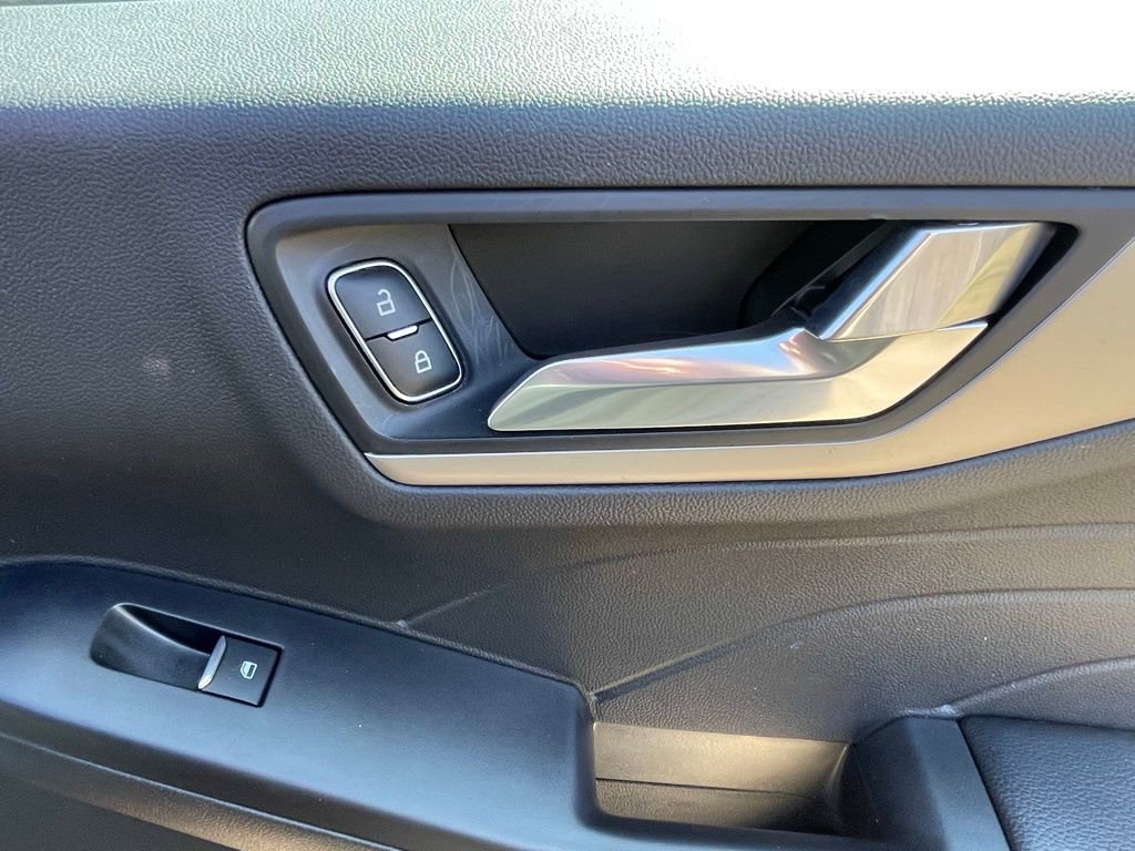 Used 2022 Ford Escape SEL w/ Technology Package AWD/4WD image 14