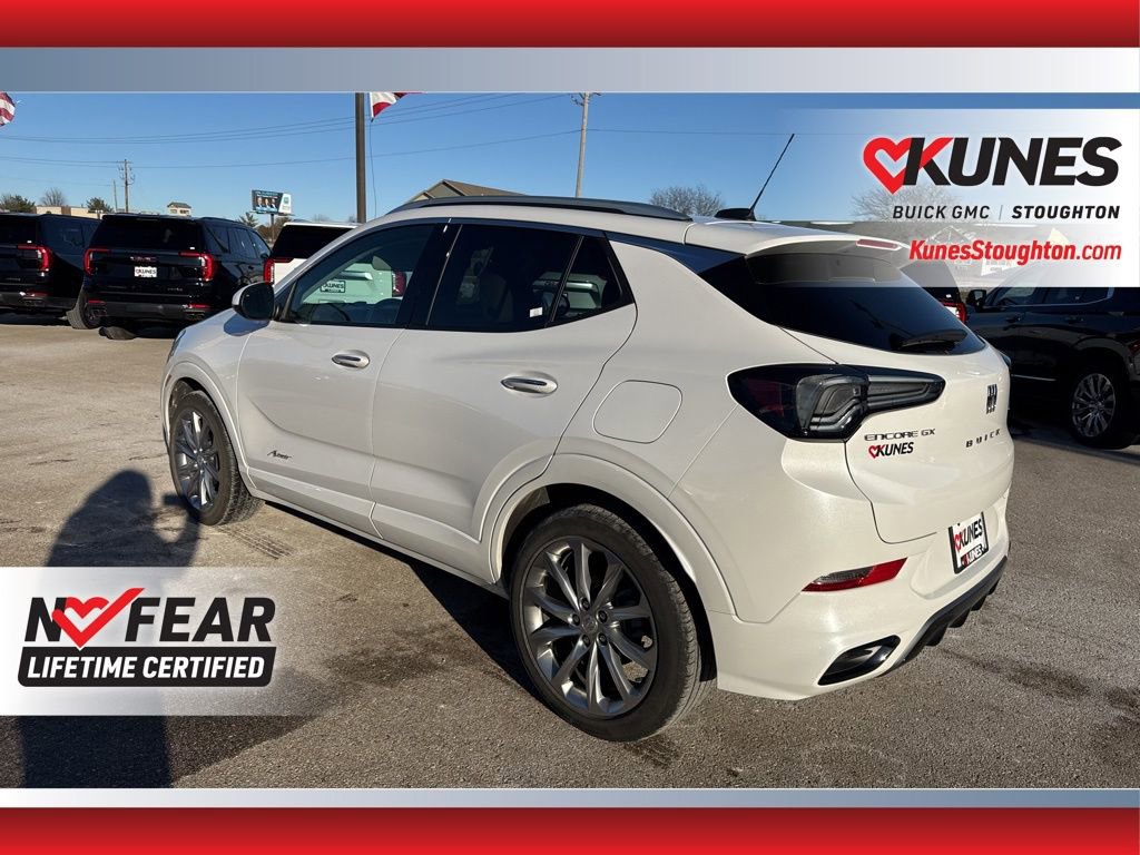 Used 2024 Buick Encore GX Avenir w/ Avenir Convenience Package image 9