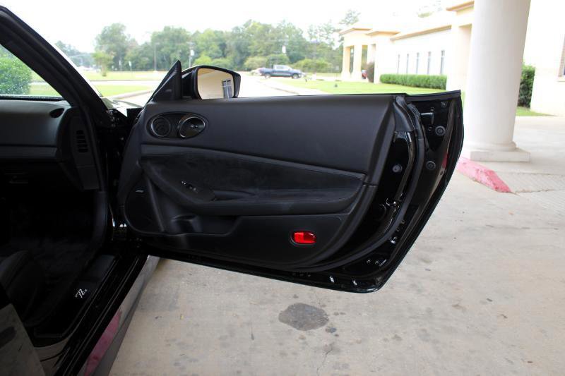 Used 2024 Nissan Z Performance w/ Floor Mat Package image 28