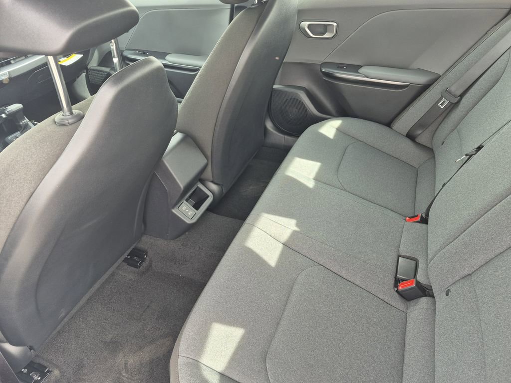 New 2026 Kia K4 LXS image 12