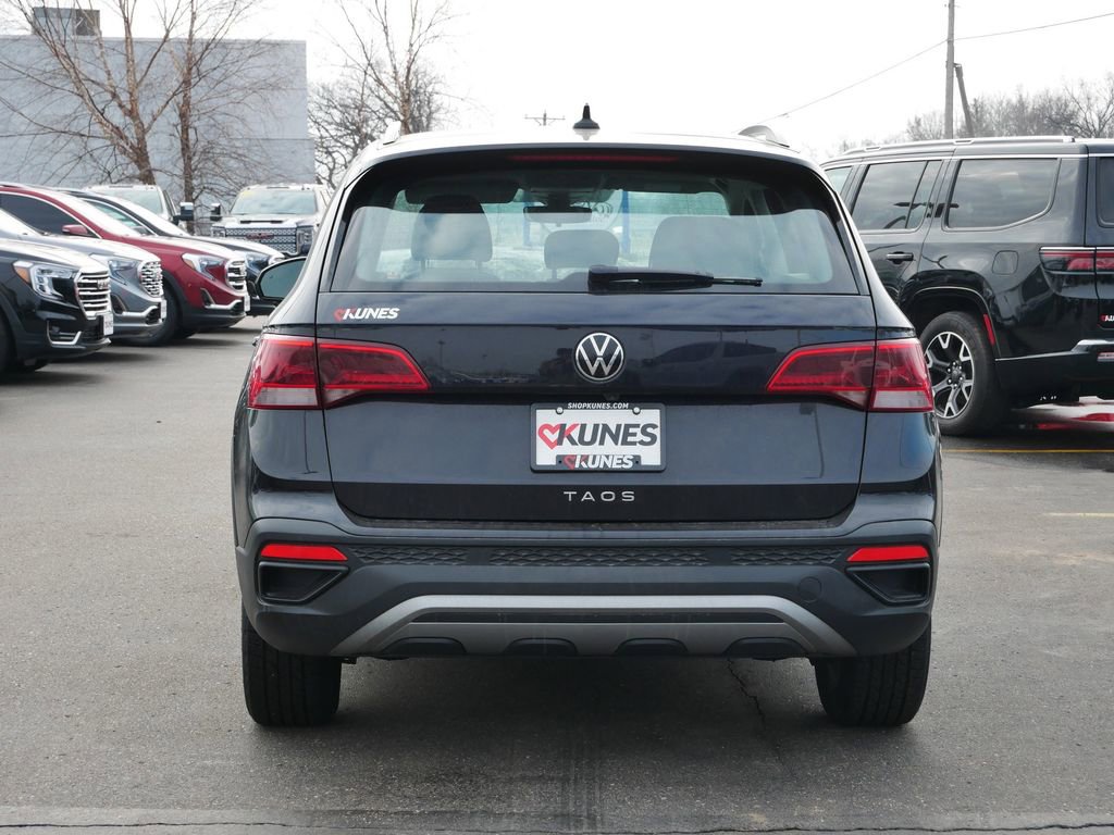 Used 2024 Volkswagen Taos S image 6