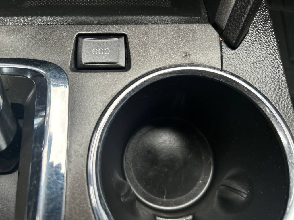 Used 2017 Chevrolet Equinox LS FWD image 32