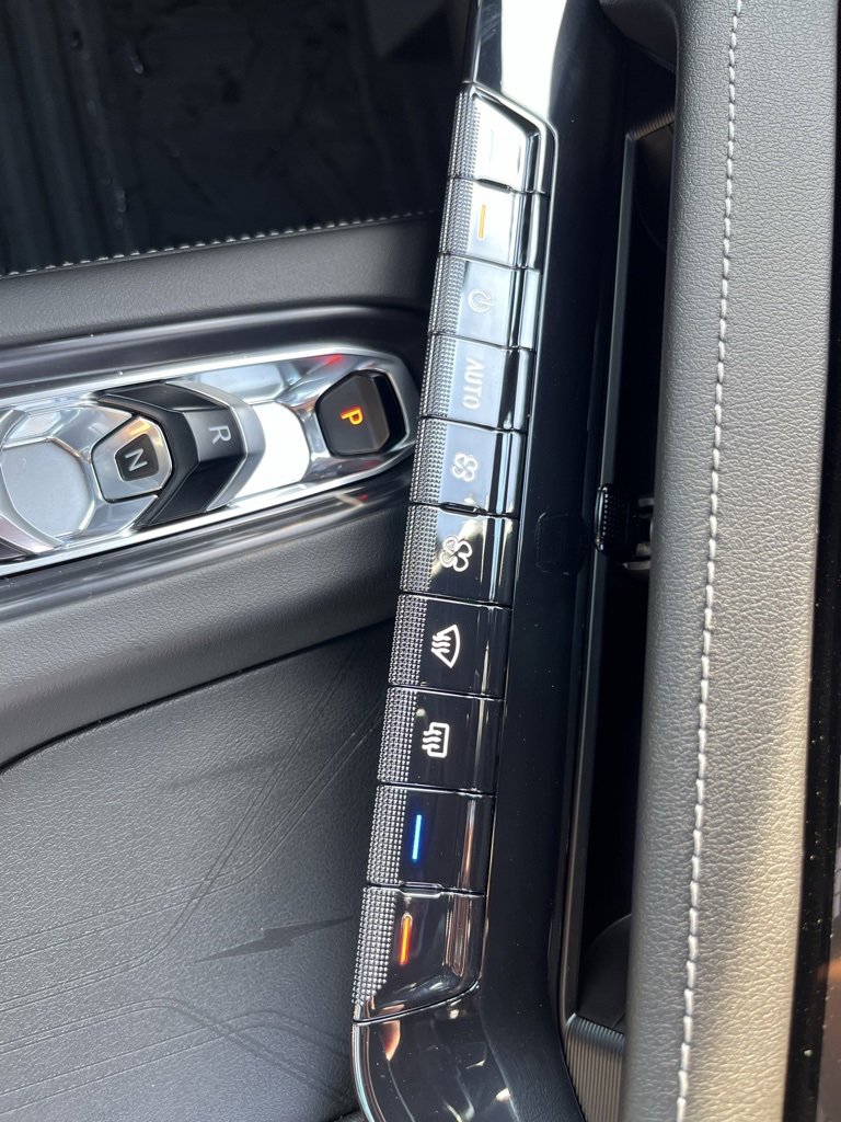 New 2026 Chevrolet Corvette Stingray Preferred Conv w/ Stealth Interior Trim Package image 12