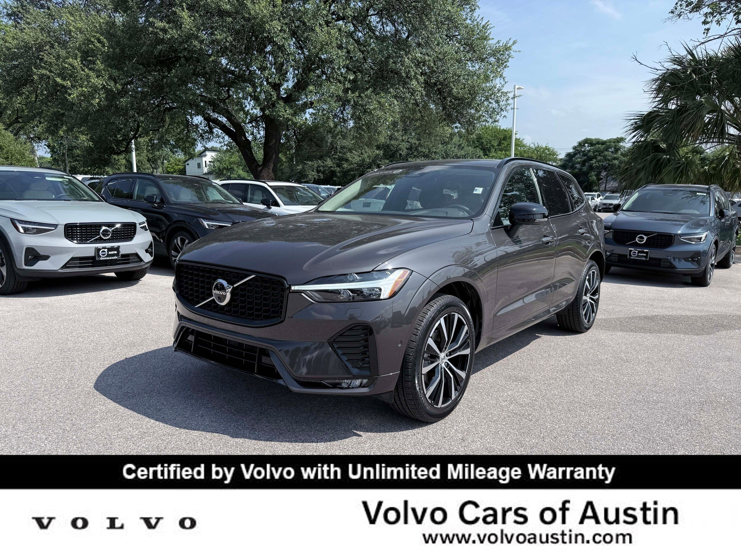 Certified 2025 Volvo XC60 B5 Plus AWD/4WD image 1