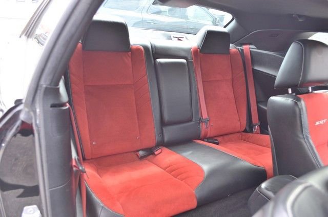 Used 2015 Dodge Challenger SRT w/ Technology Group image 35