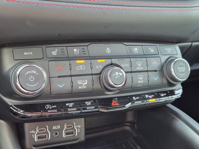 Used 2025 Dodge Durango GT AWD/4WD image 22