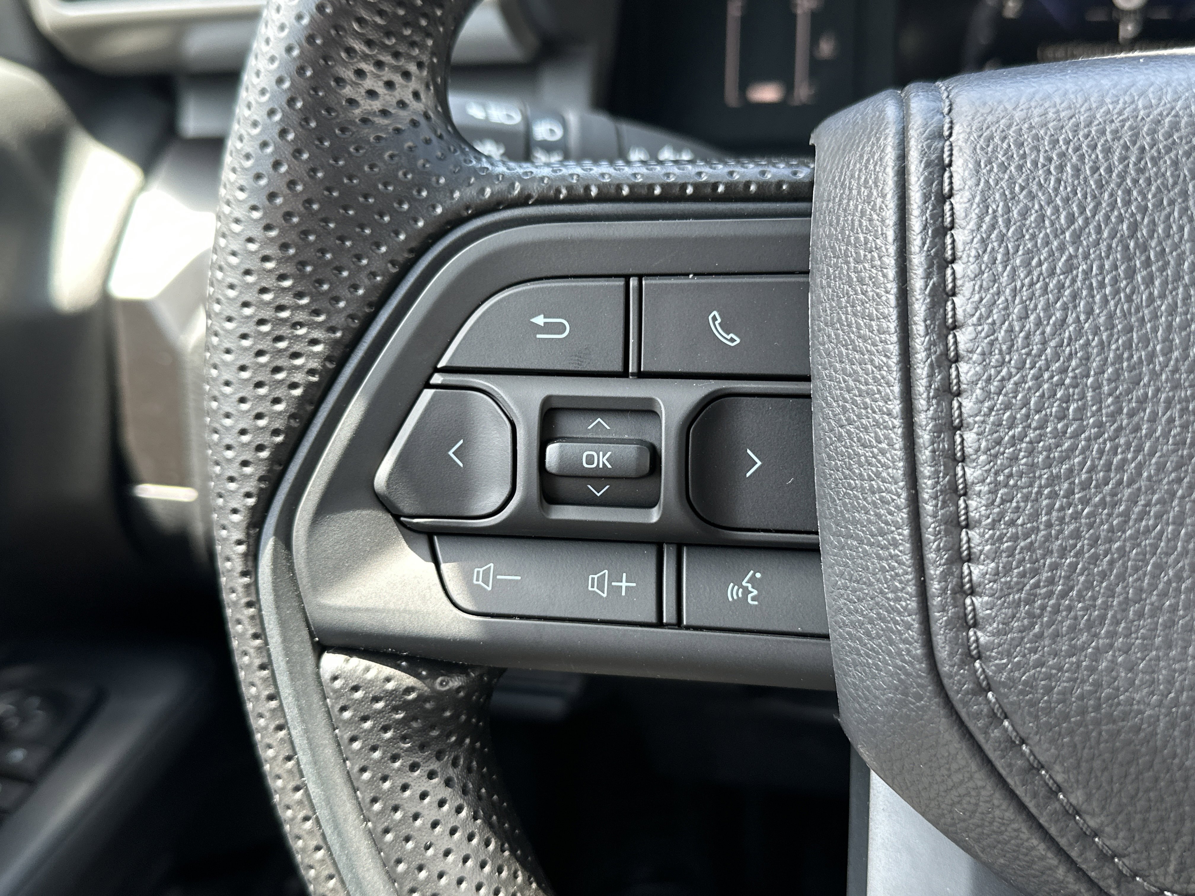 New 2026 Toyota Tacoma SR5 AWD/4WD image 18