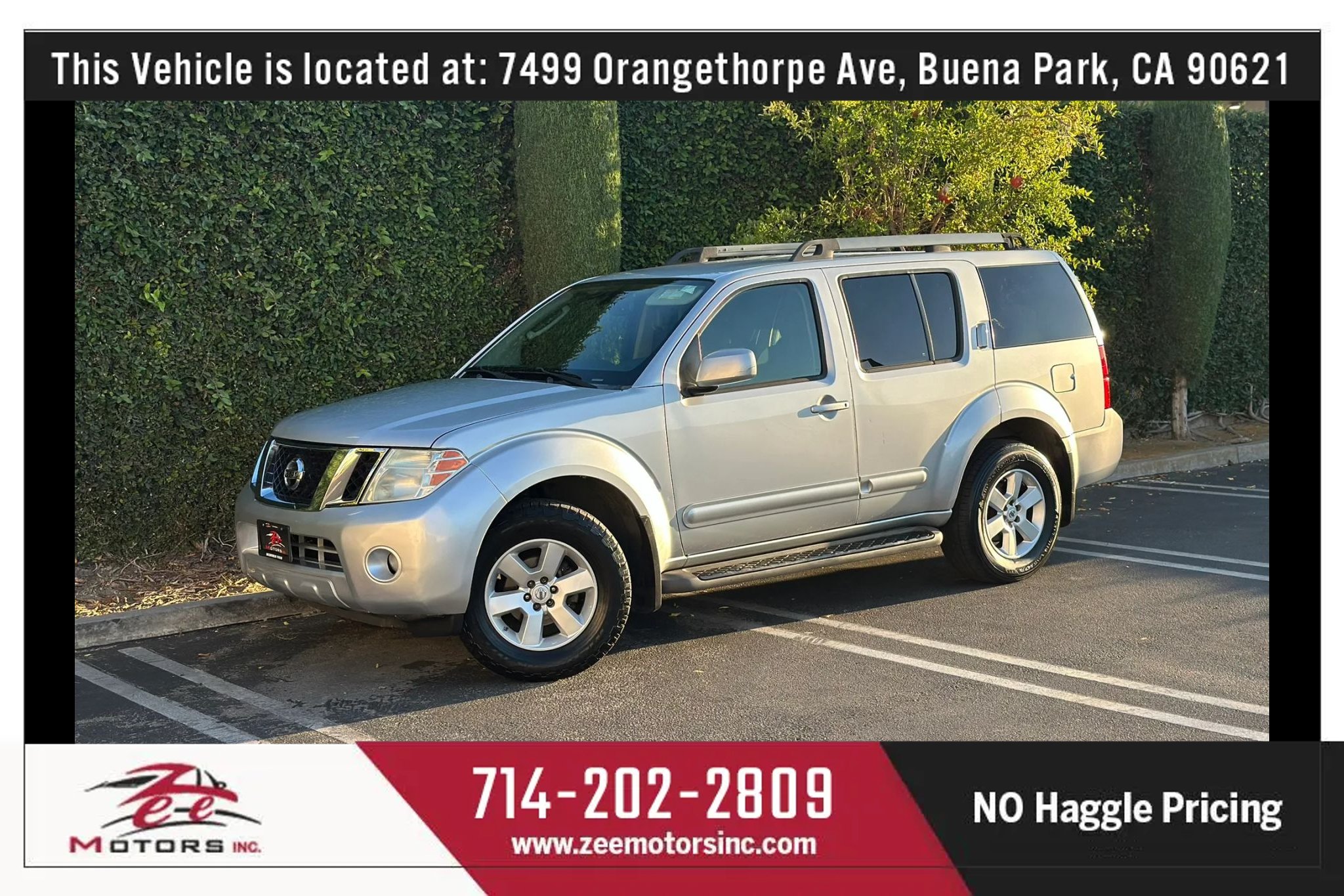 Used 2011 Nissan Pathfinder SV RWD image 13