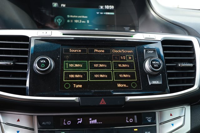 Used 2013 Honda Accord EX-L image 17