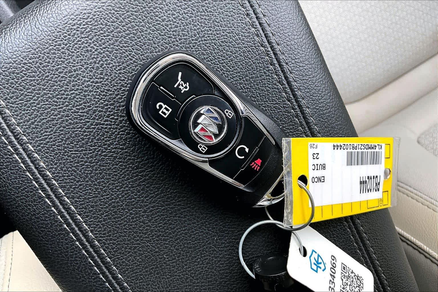 Used 2023 Buick Encore GX Select w/ Sport Touring Package FWD image 15