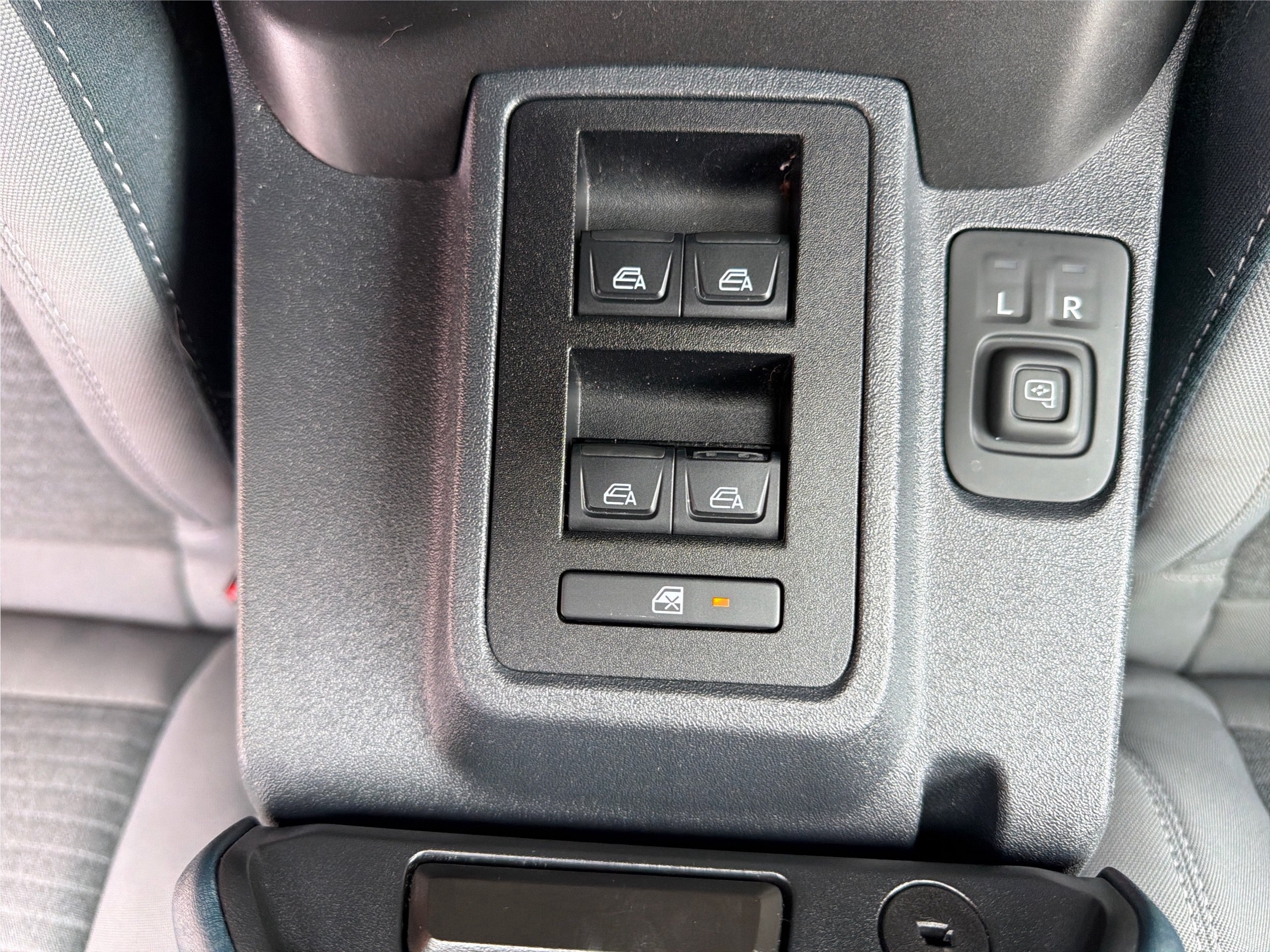 Used 2023 Ford Bronco Outer Banks AWD/4WD image 28