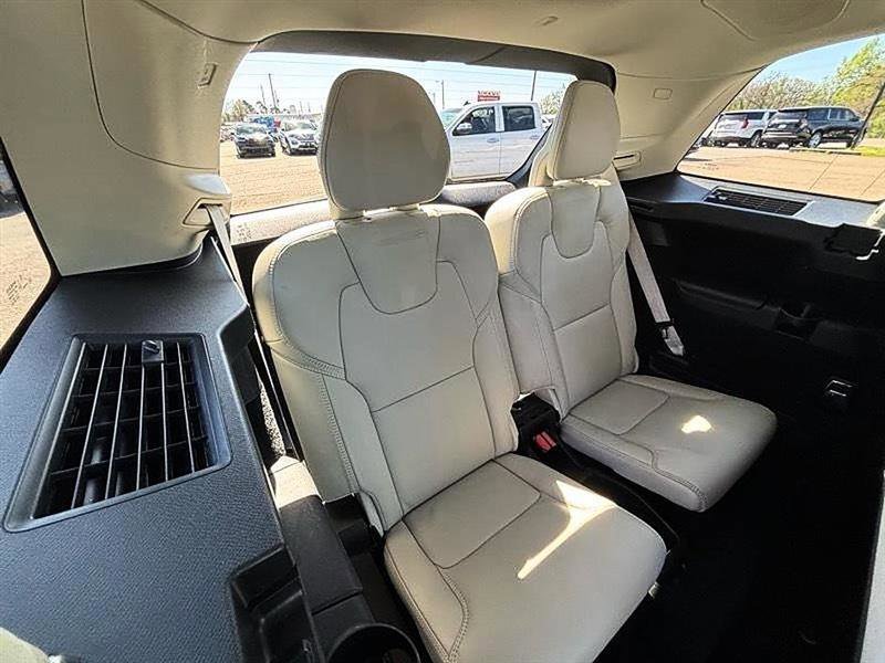 Used 2023 Volvo XC90 B6 Ultimate image 45