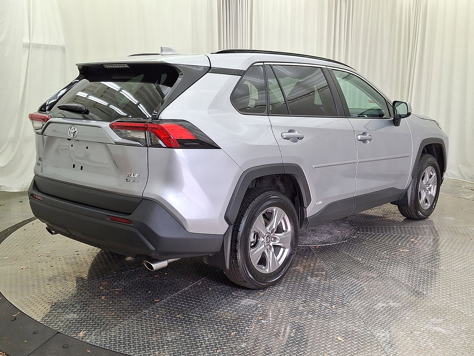 Certified 2025 Toyota RAV4 XLE image 25