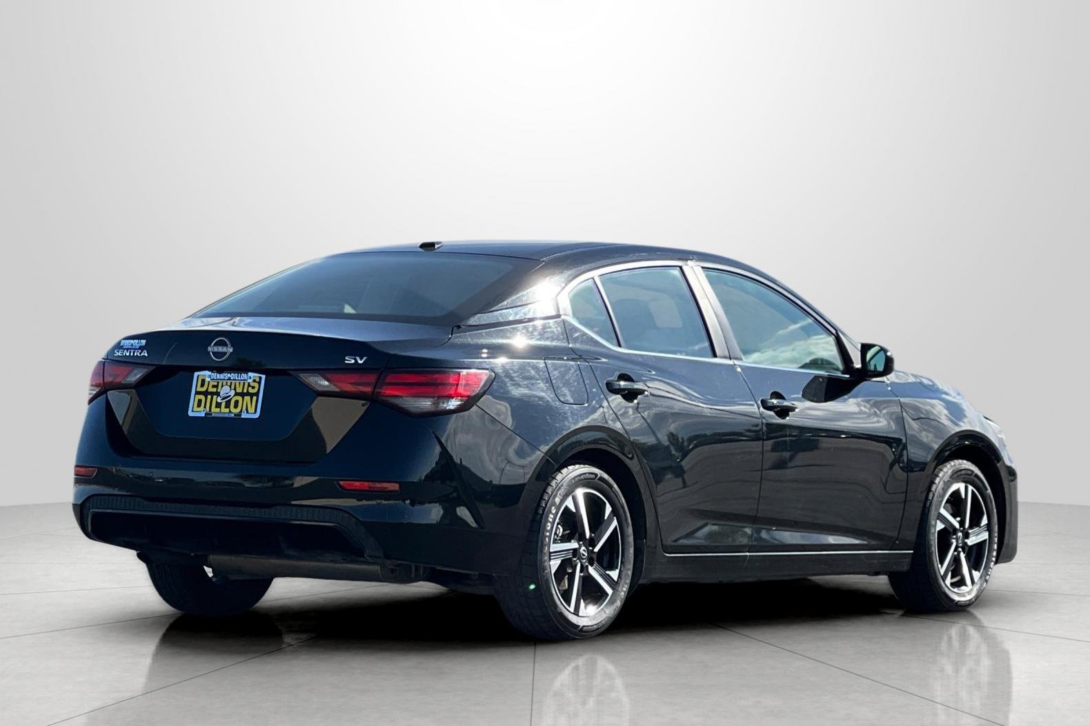 Used 2024 Nissan Sentra SV image 5