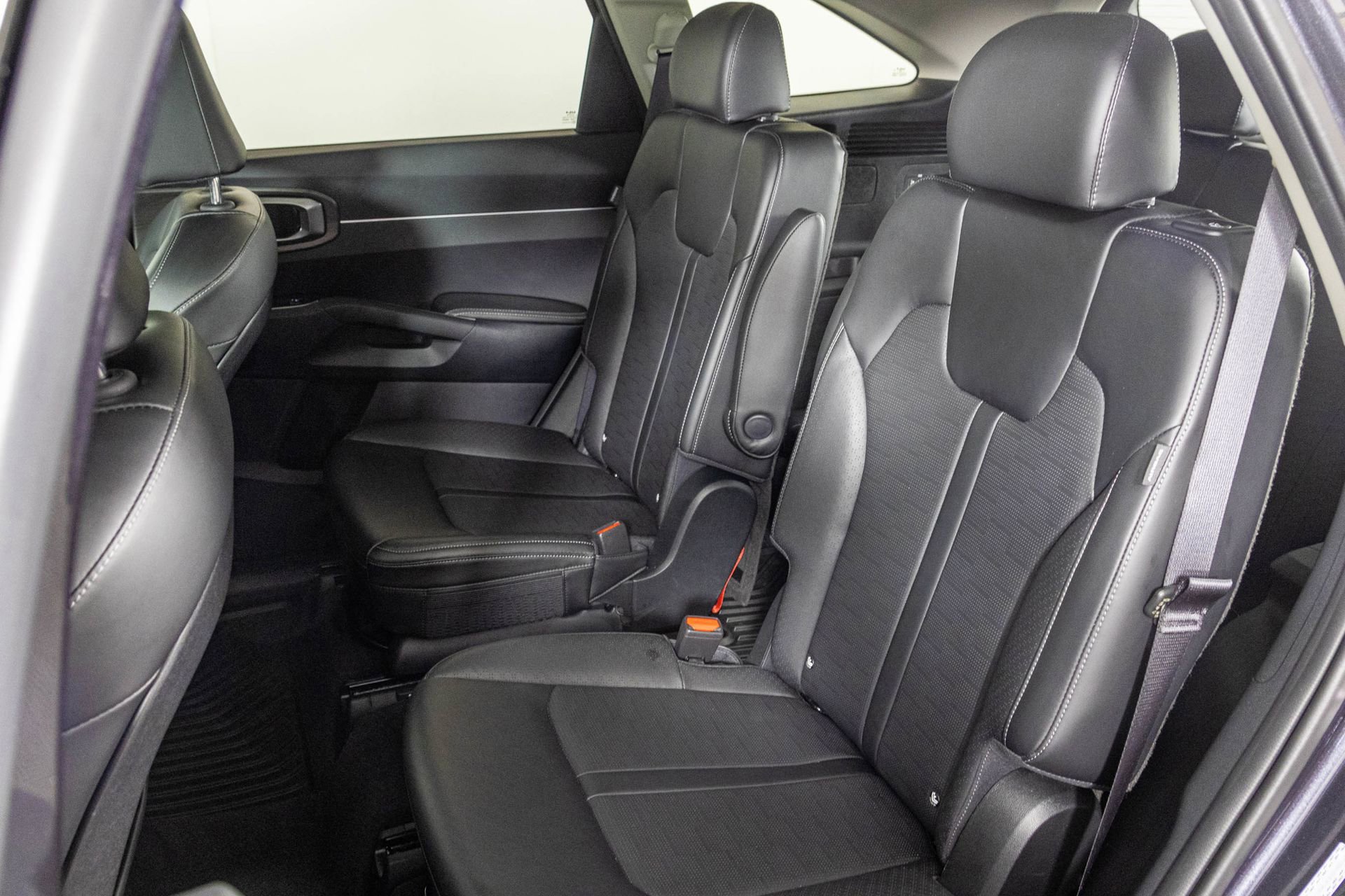 Used 2025 Kia Sorento X-Line EX image 39